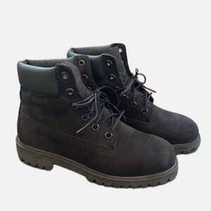 Timberland 6” Premium Waterproof Boots Black Size: 6 Kids or 8 Womens